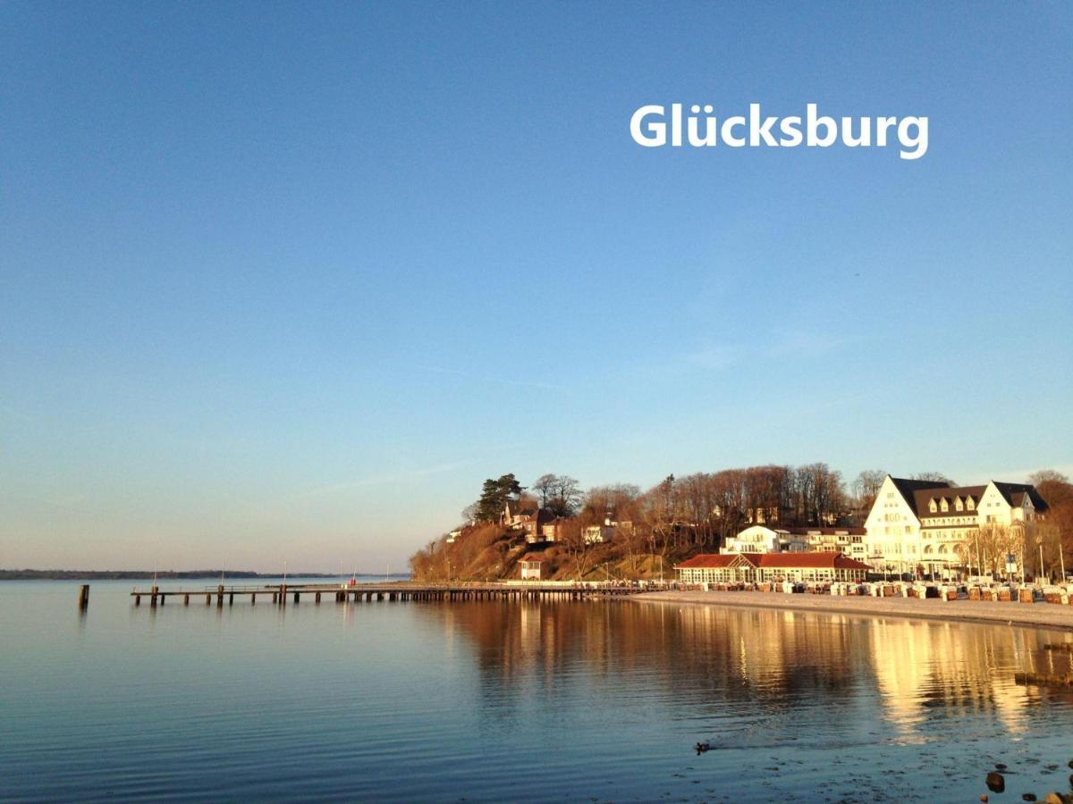 Seeblick I - Geraeumige 90Qm - Ganzes Haus - 50M Zum Naturstrand - Mit Terrasse Und Grossem Garten - Kueche Neu Glücksburg Esterno foto