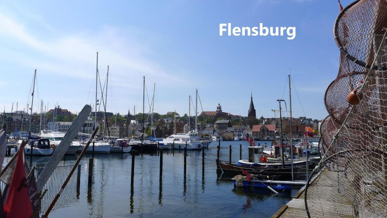 Seeblick I - Geraeumige 90Qm - Ganzes Haus - 50M Zum Naturstrand - Mit Terrasse Und Grossem Garten - Kueche Neu Glücksburg Esterno foto